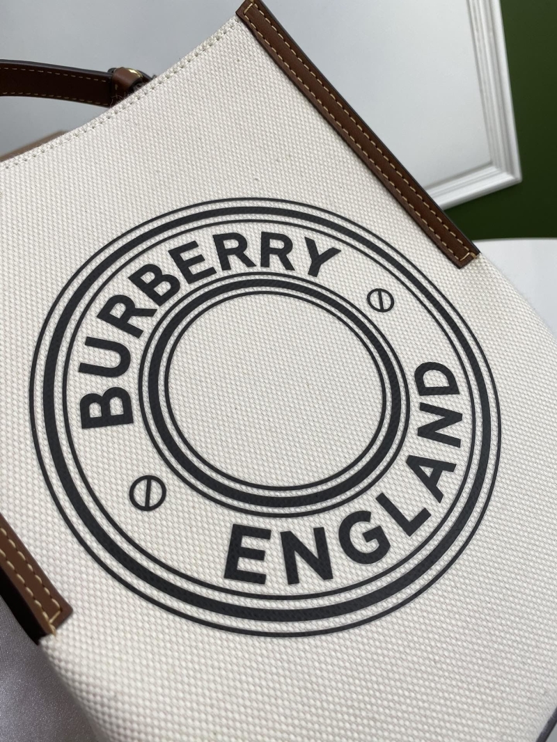 Bv*b*rry hobo bags